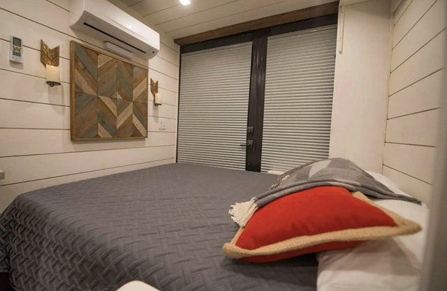 集裝箱也能住人？16.6㎡“五臟俱全”，還能自帶露臺，太美了